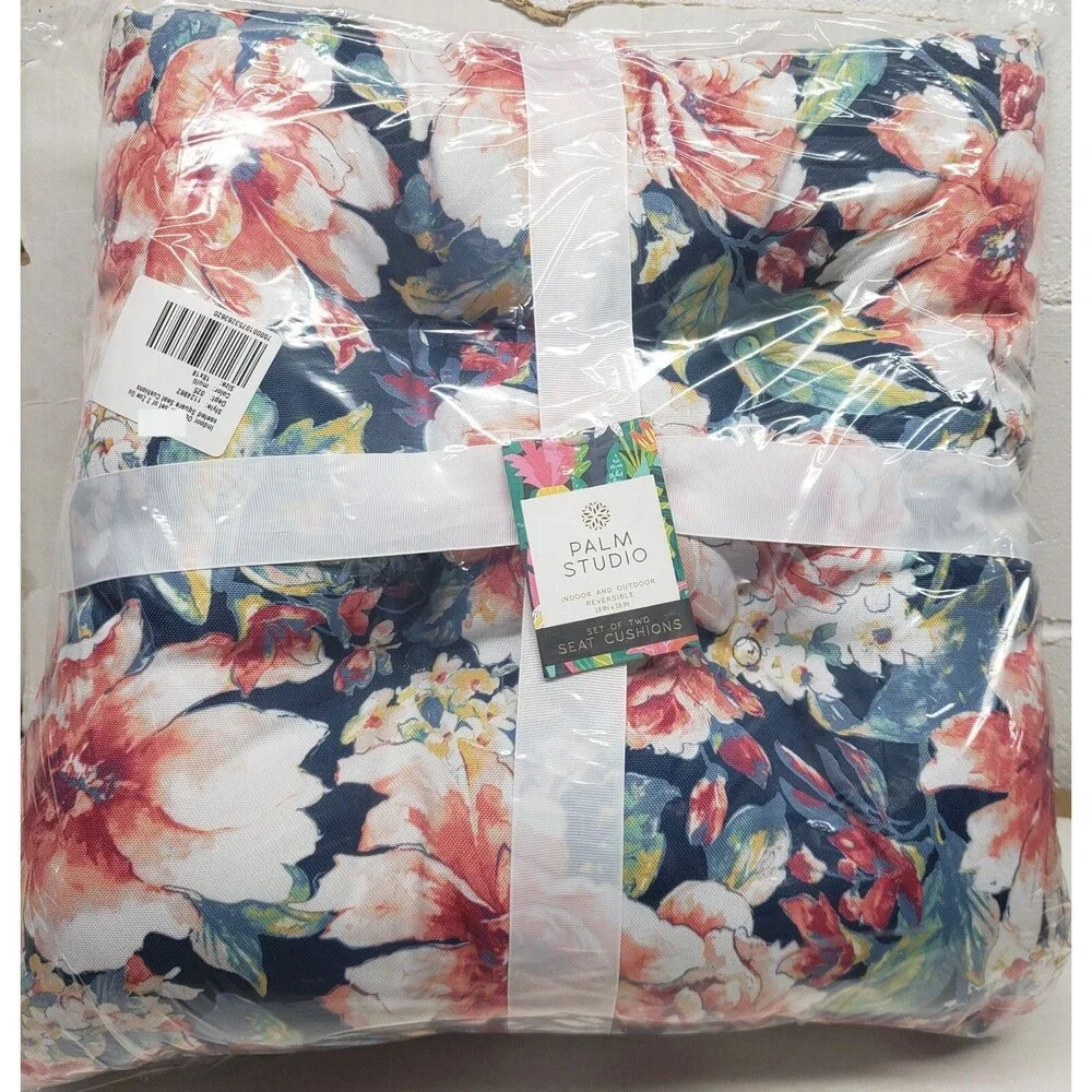 2 THICK REVERSIBLE CUSHION CHAIR PADS w/ties (18